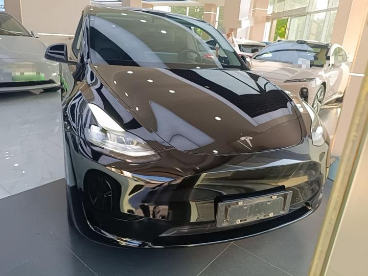 Model Y 2022 RWD photo 2