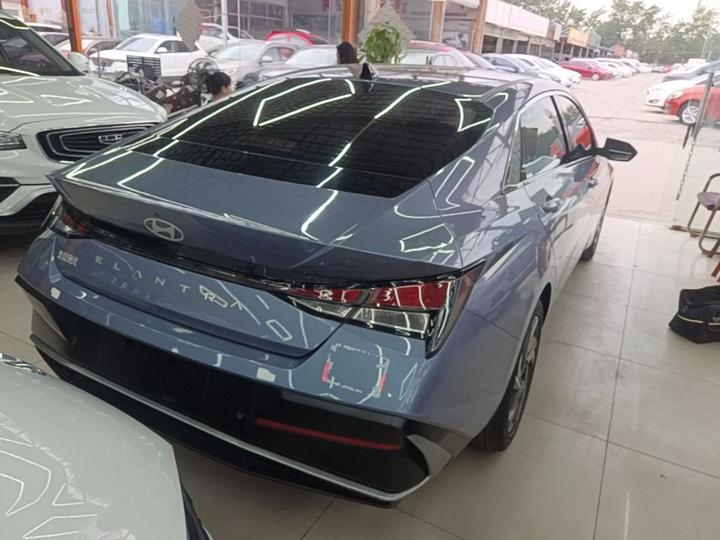 Elantra 2023 1.5L CVT GLX Elite photo 4