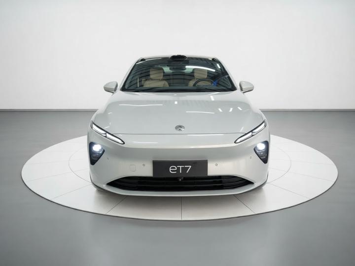 ET7 2024 100kWh Executive photo 2
