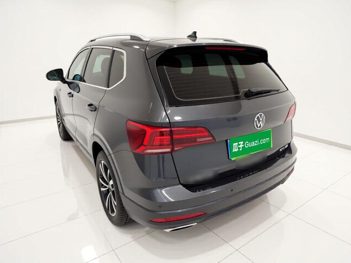 Tharu 2022 280TSI RWD Luxury photo 4