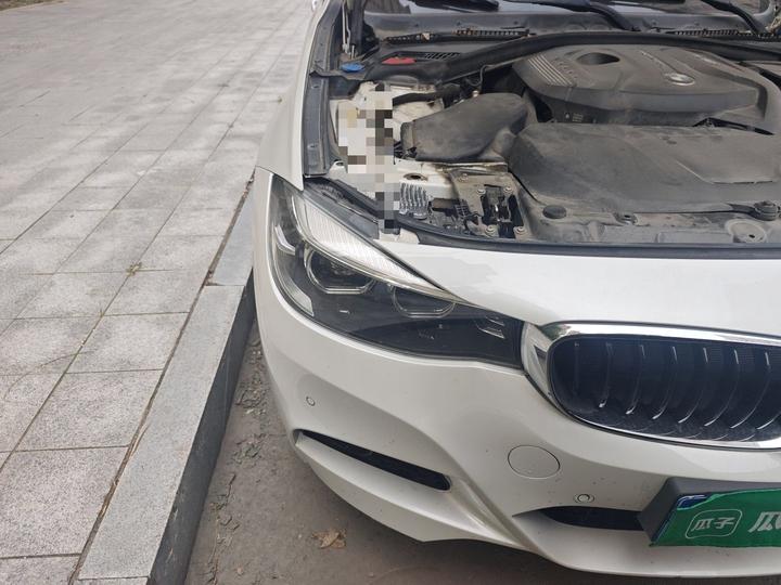 3 SeriesGT 2019 320i M Sport Package photo 7