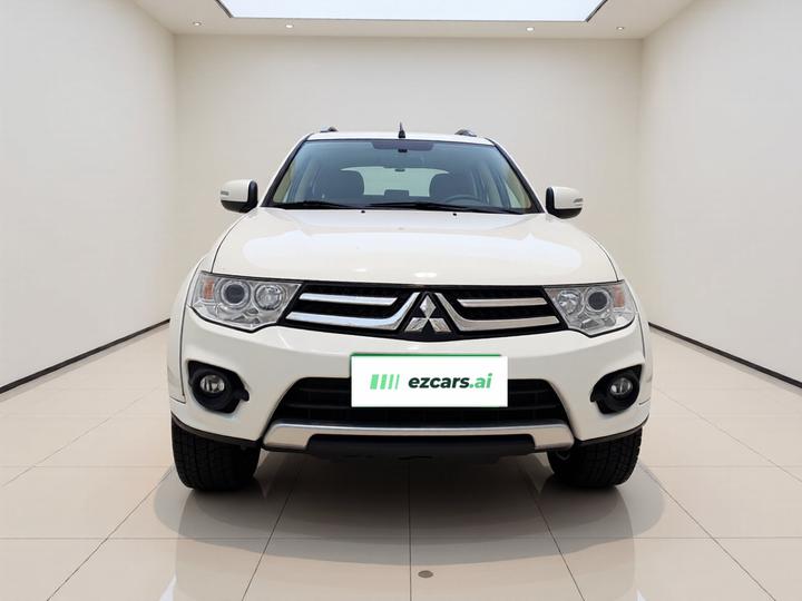 Pajero 2013 3.0L AT AWD Executive photo 2