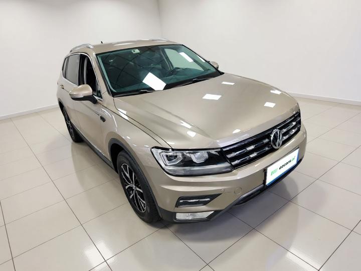 Tiguan L 2017 330TSI AT RWD Comfort photo 3