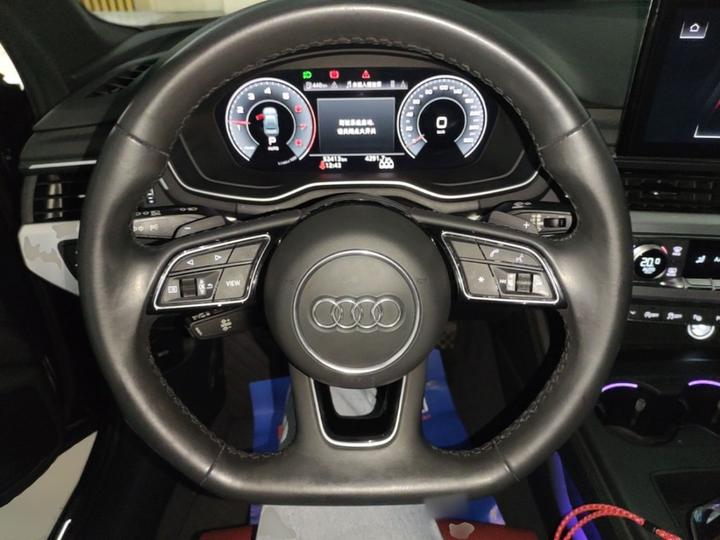 A4L 2022 40 TFSI Luxury Dynamic photo 2