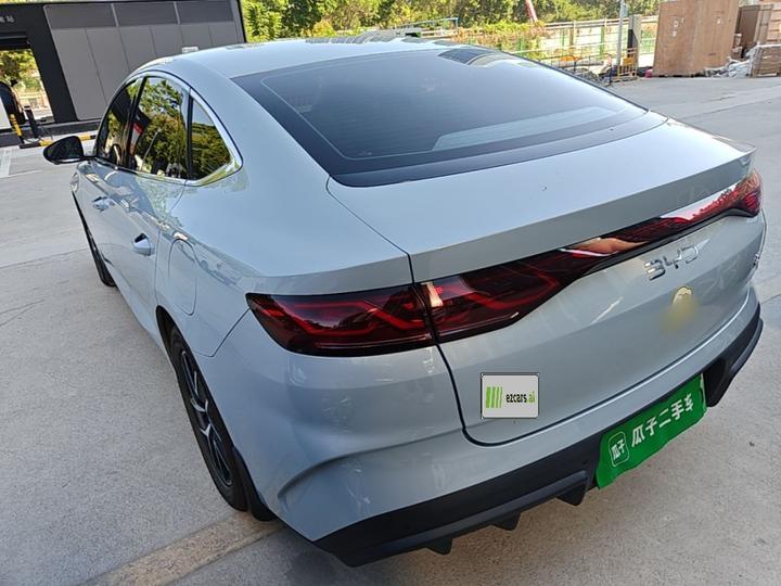 Qin L 2024 DM-i 80KM photo 4