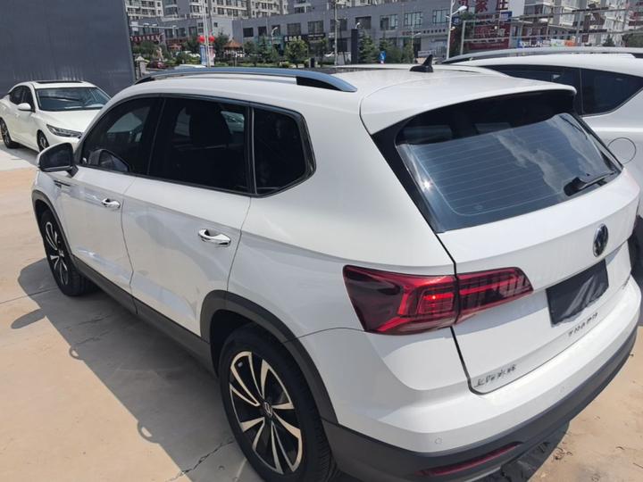 Tharu 2021 280TSI RWD Luxury PLUS photo 4
