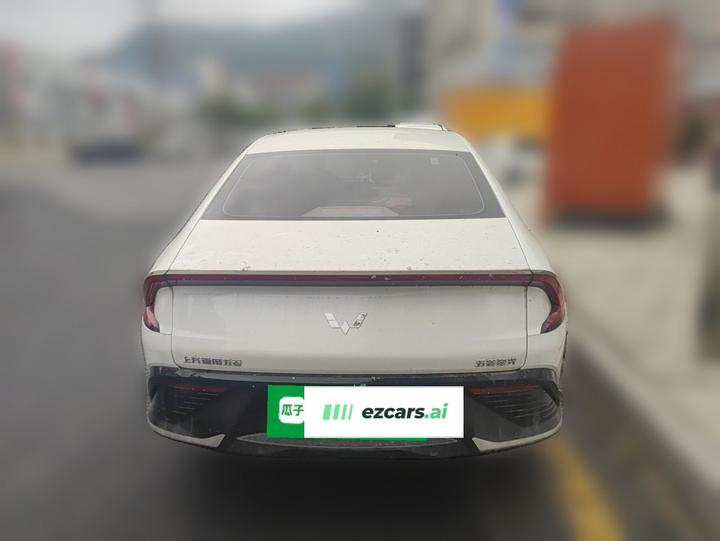 Wuling 2023 70 Standard photo 5