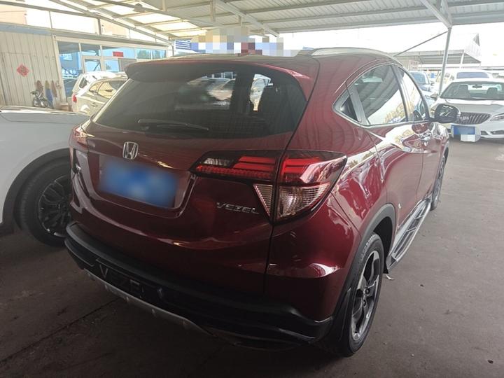 Vezel 2015 1.8L CVT RWD Luxury photo 4
