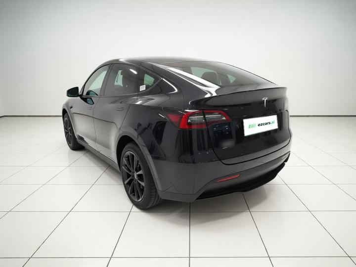 Model Y 2023 RWD photo 4