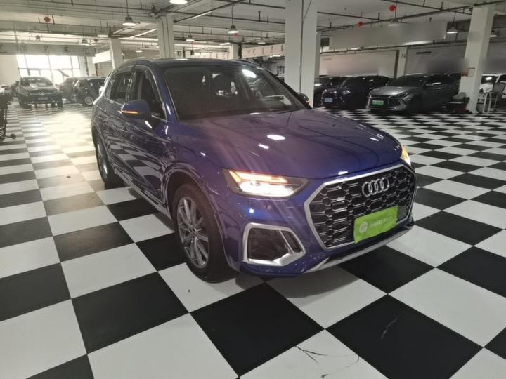 Q5L 2022 40T Luxury Dynamic photo 3