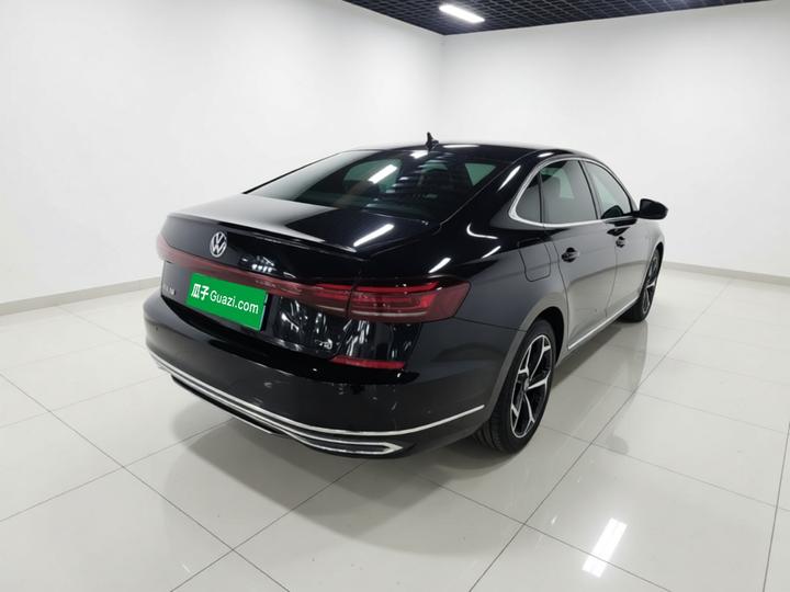 Passat 2024 380TSI Luxury photo 6