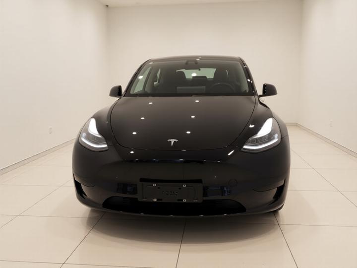Model Y 2022 RWD photo 2