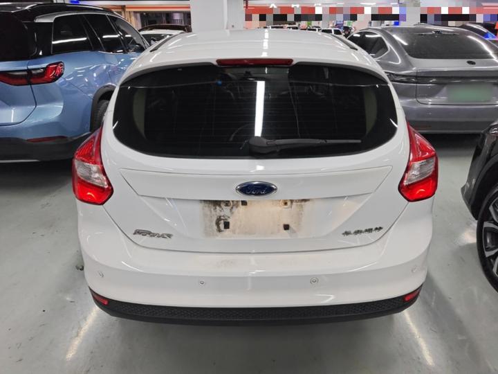 Focus 2012 Hatchback 1.6L AT Comfort photo 3