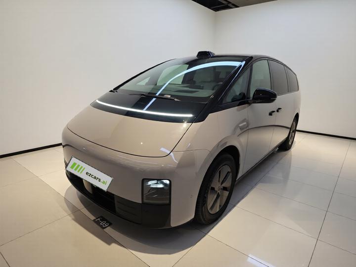 Li MEGA 2024 Ultra