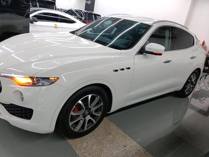 Levante 2016 3.0T Standard photo 3