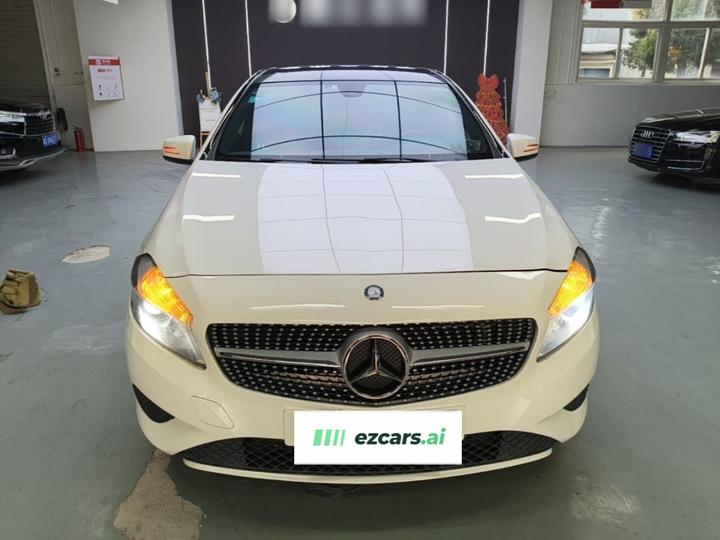 A-Class Imported 2015 A 180 Standard photo 2