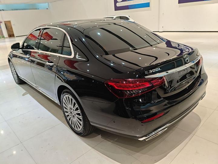 E-Class 2022 Facelift E 300 L Luxury photo 4