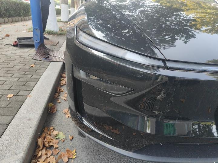 Model Y 2025 RWD photo 7