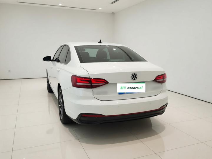 Lavida 2023 Facelift 1.5L AT photo 3