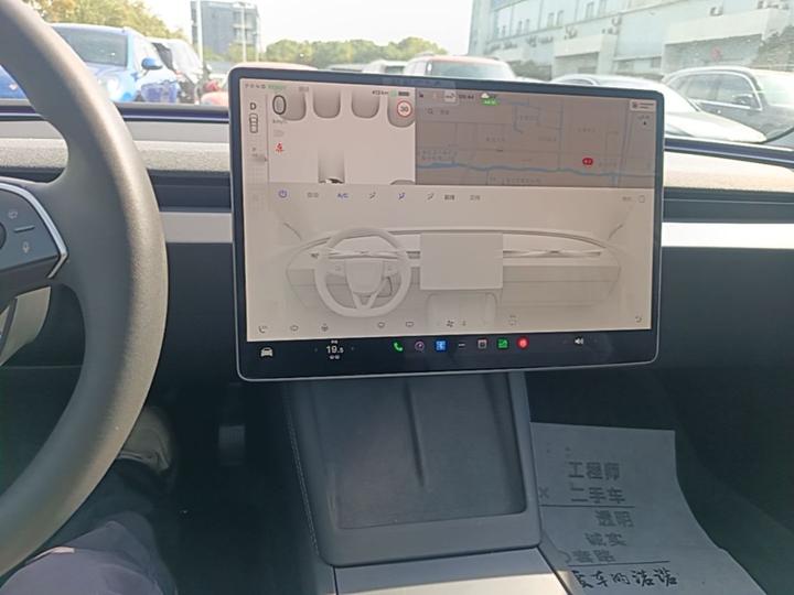 Model 3 2023 RWD photo 8