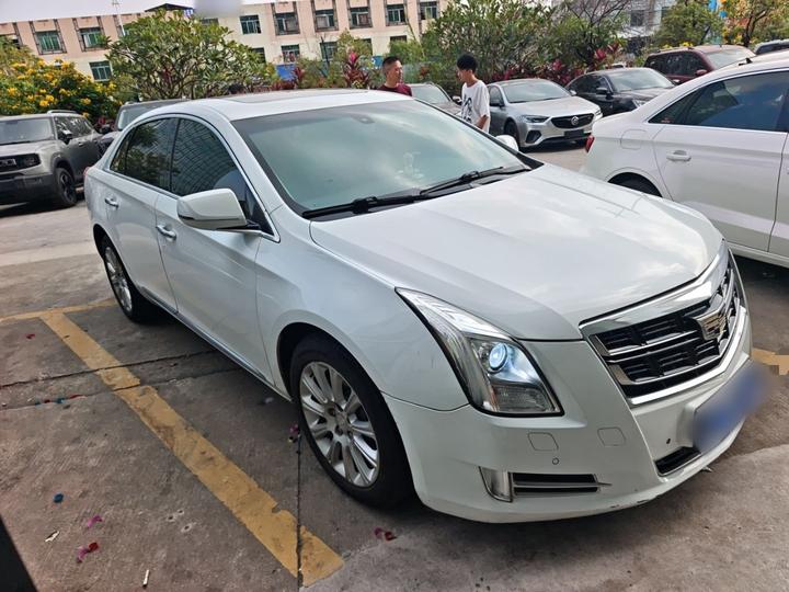 XTS 2016 28T Elite photo 3