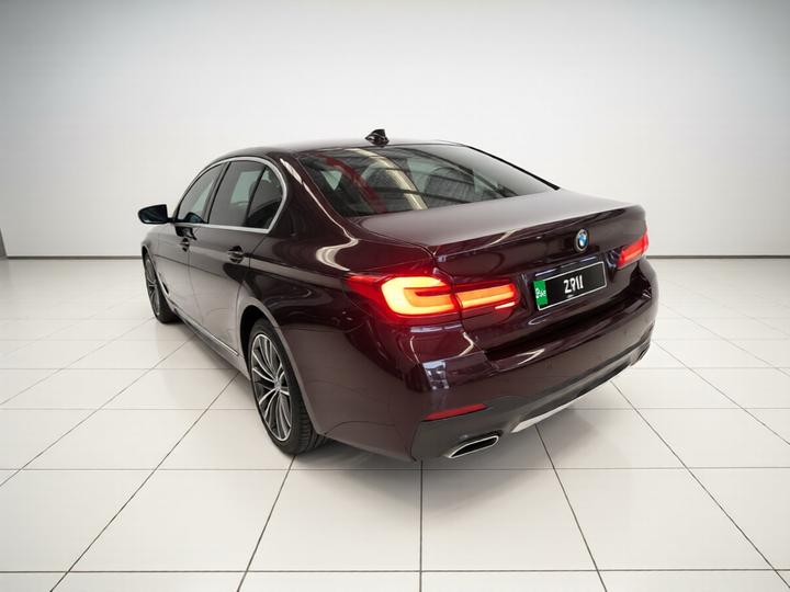 5 Series 2023 530Li Leading M Sport Package photo 4