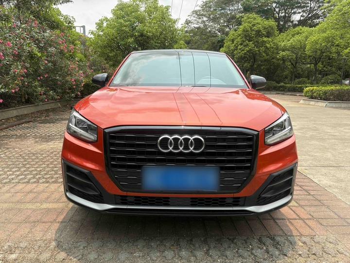 Q2L 2020 35 TFSI Progressive Dynamic photo 2