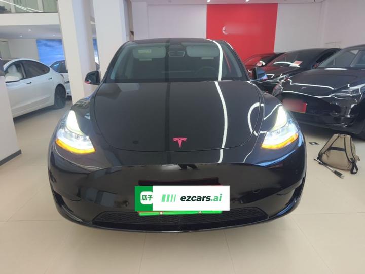 Model Y 2023 RWD photo 2