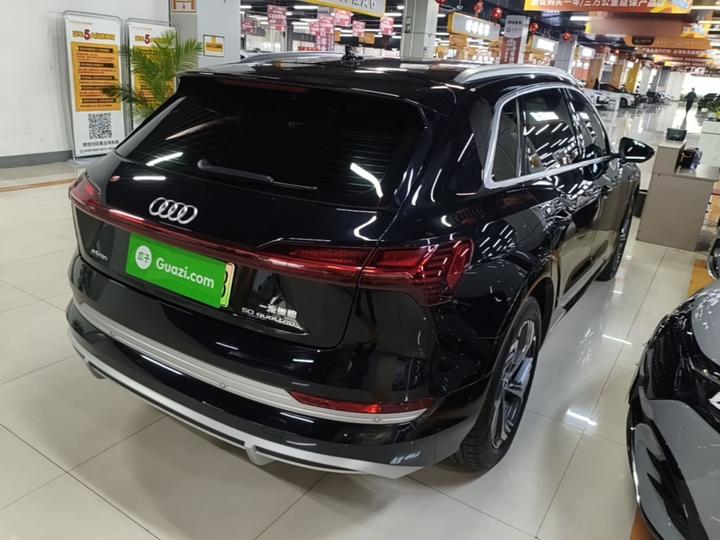 e-tron 2021 50 quattro photo 4