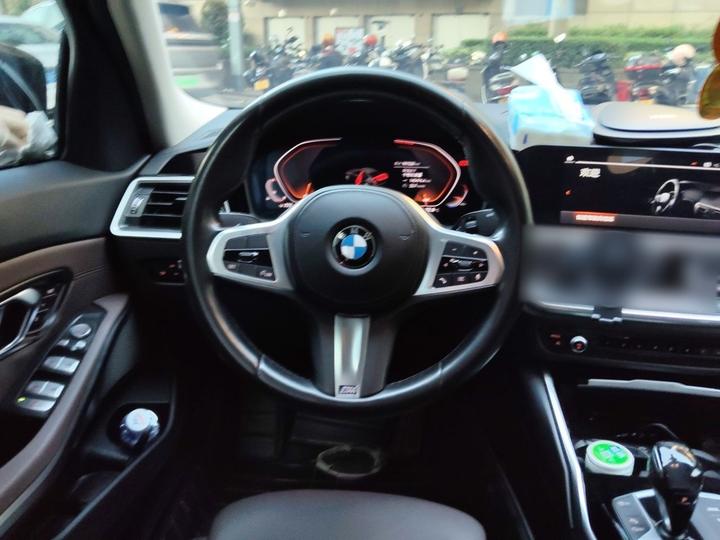 3 Series 2020 320Li M Sport Package photo 3