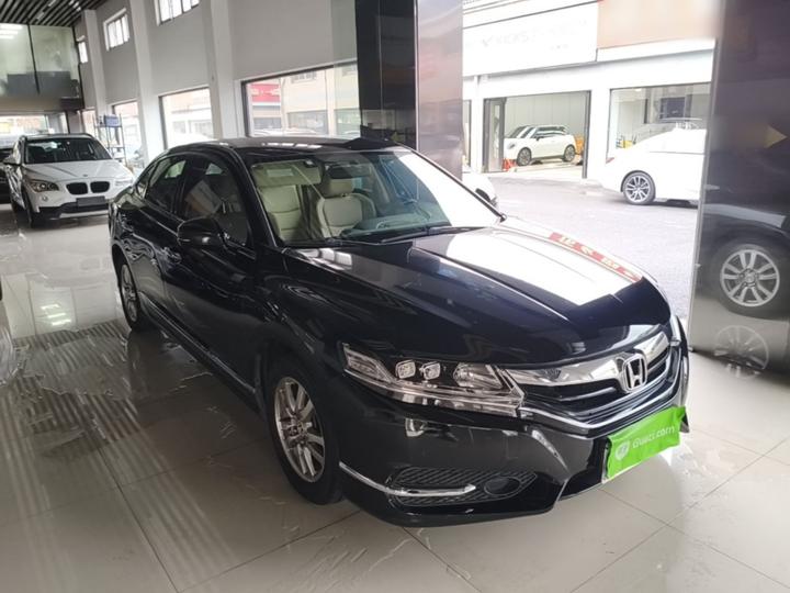Spirior 2015 2.0L Luxury photo 3