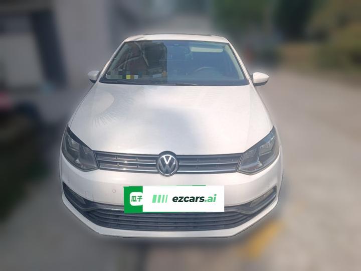 Polo 2016 1.6L AT Luxury photo 2