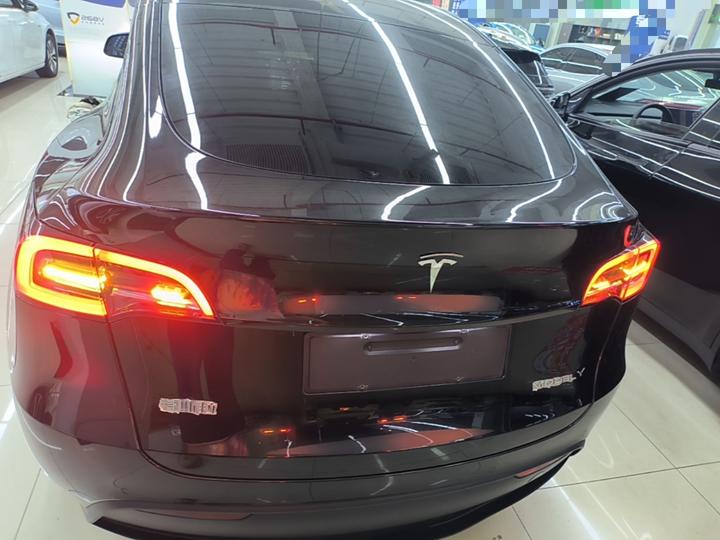 Model Y 2022 Facelift RWD photo 5