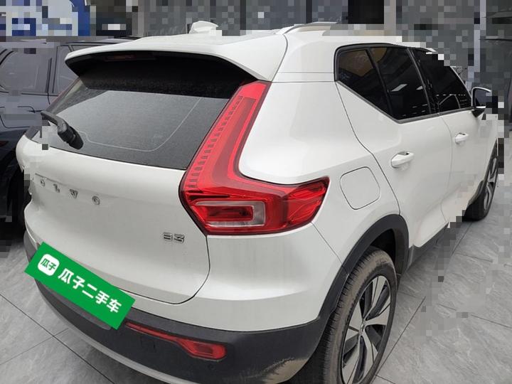 XC40 2024 B3 Luxury photo 4
