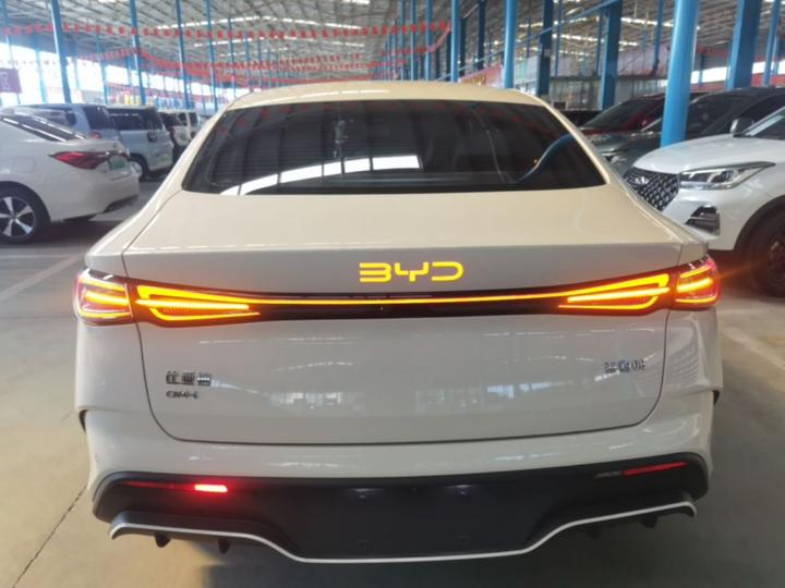 Seal 06 EV 2024 DM-i 80KM Premium photo 3