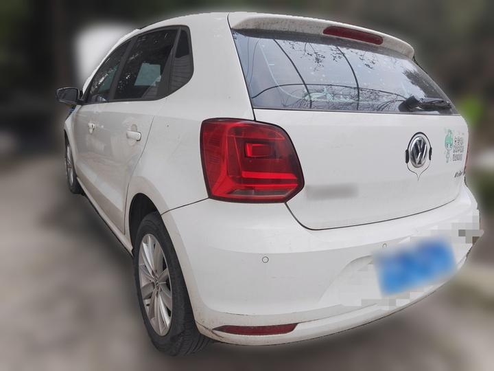 Polo 2014 1.4L MT Comfort photo 4