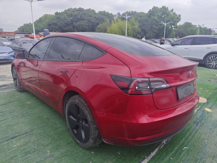 Model 3 2021 Standard Range RWD Upgraded photo 4