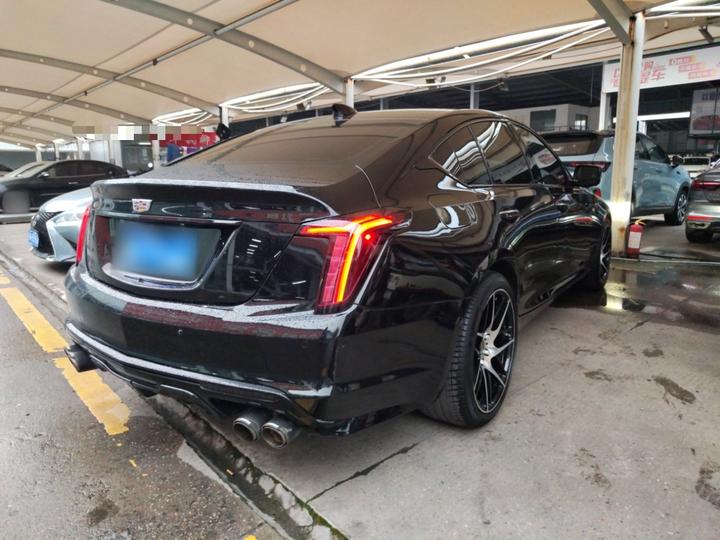 CT5 2021 28T Luxury photo 4