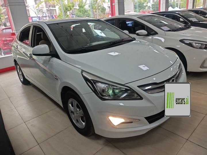 Verna 2014 1.4L AT Leading GLX photo 3