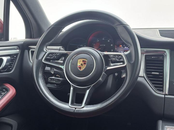 2017 Macan GTS 3.0T photo 6