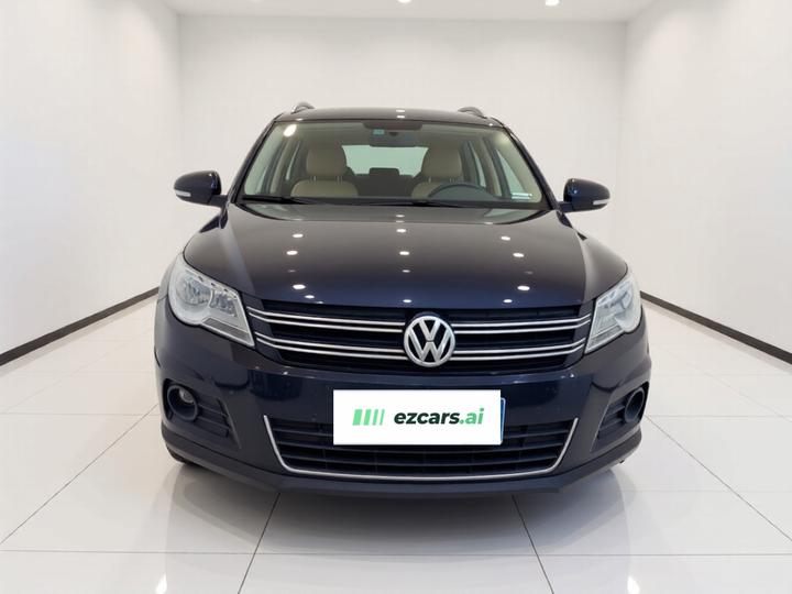Tiguan 2012 1.8TSI AT RWD photo 2