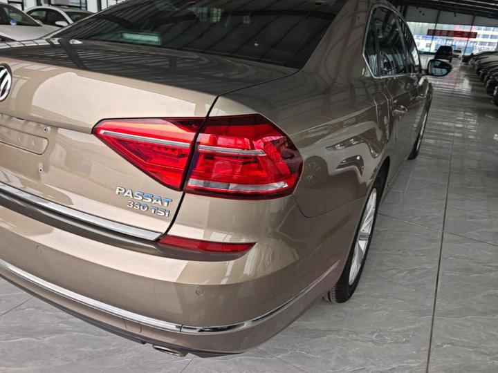 Passat 2016 330TSI DSG photo 7