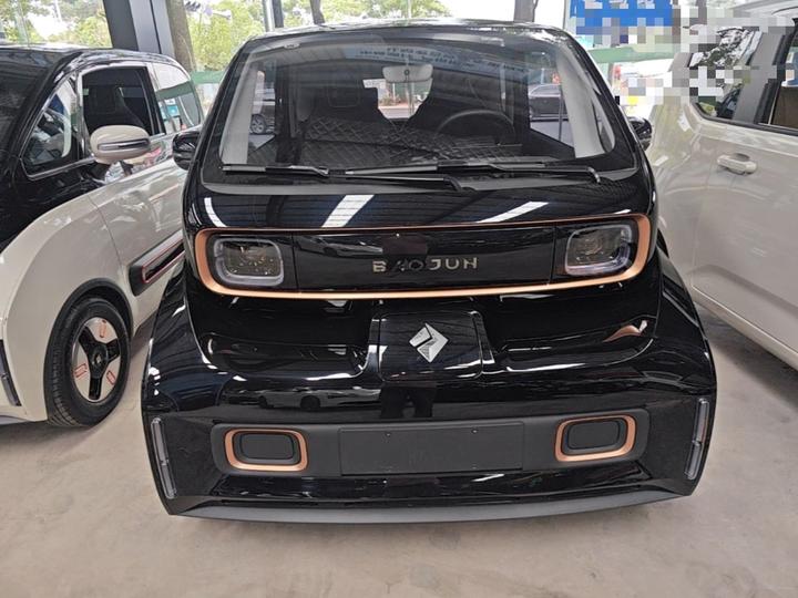 KiWi EV 2022 NCM photo 2