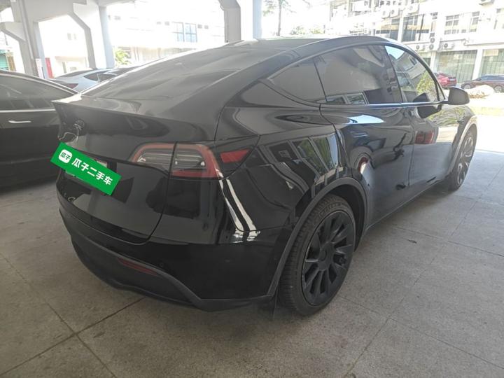 Model Y 2022 Long Range AWD photo 6