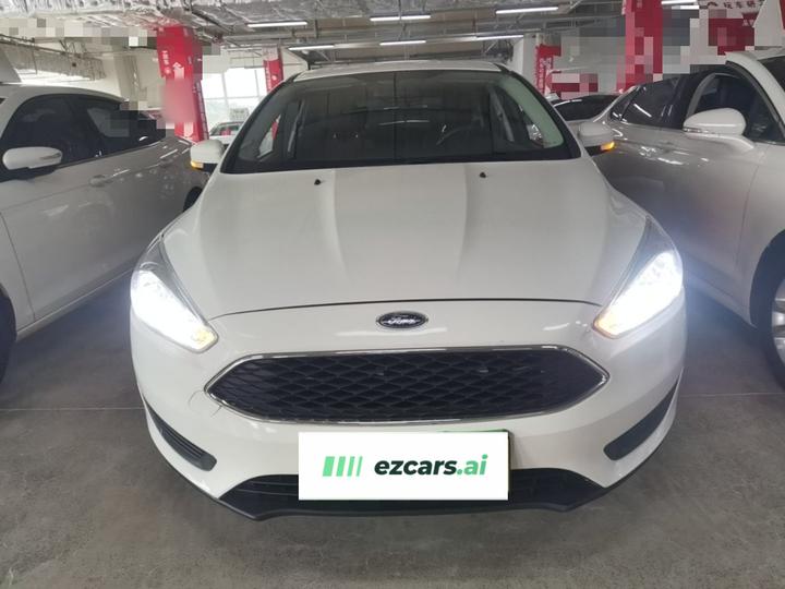 Focus 2018 Hatchback Classic 1.6L AT Comfort photo 2