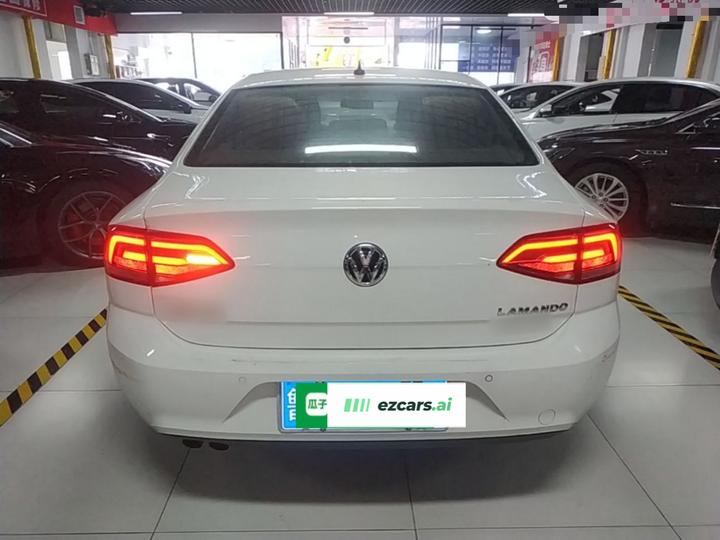 Lamando 2015 230TSI DSG photo 5
