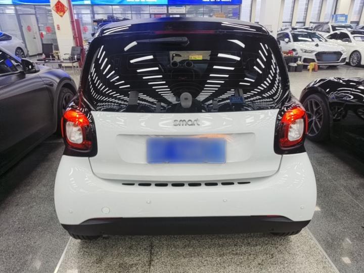 fortwo 2015 1.0L 52 Coupe photo 5
