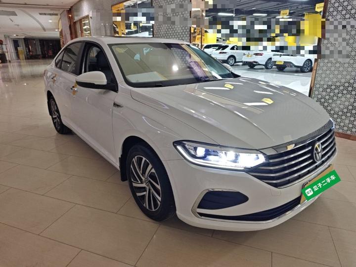 Lavida 2023 1.5L AT photo 3