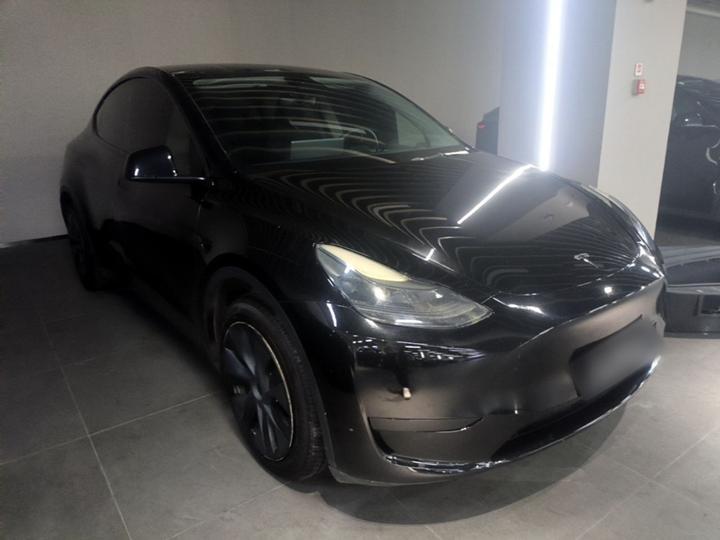 Model Y 2024 RWD photo 3