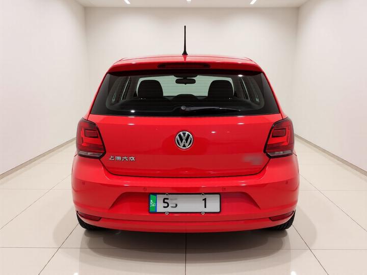 Polo 2014 1.6L AT Comfort photo 5